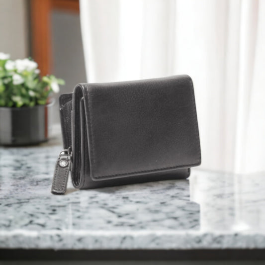 Black | Zip | Vikky - BeltUp Leather Co.